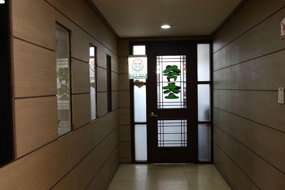Namdaemun Palace Hotel โซล ภายนอก รูปภาพ