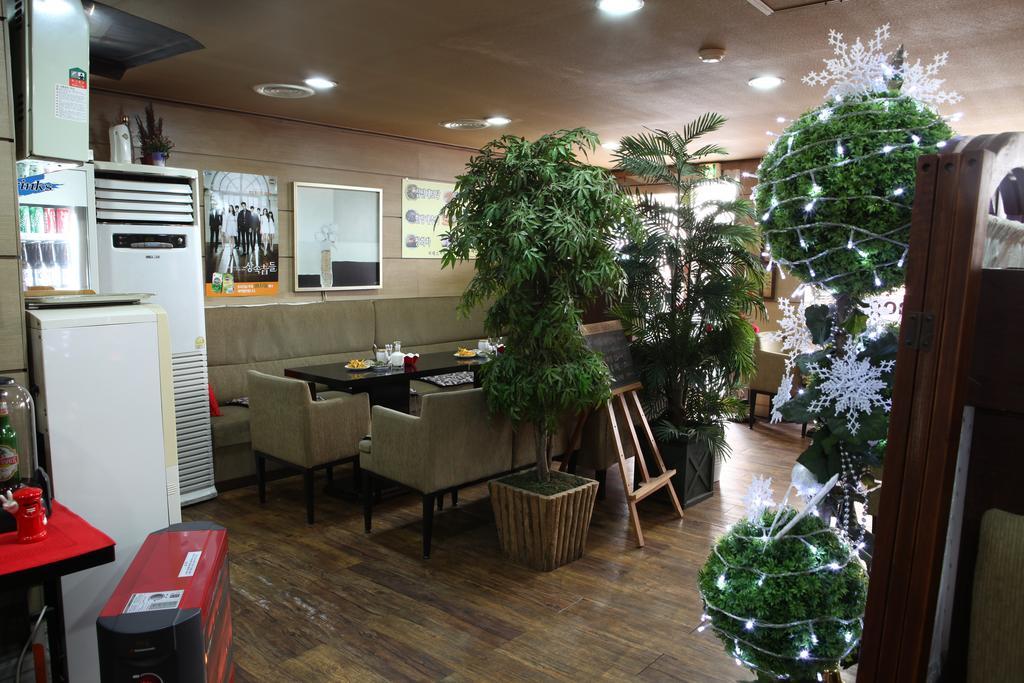 Namdaemun Palace Hotel โซล ภายนอก รูปภาพ