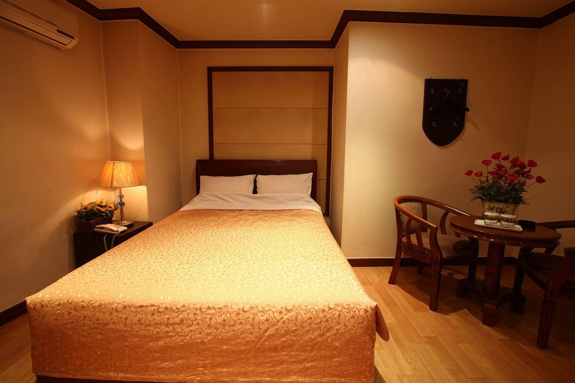 Namdaemun Palace Hotel โซล ภายนอก รูปภาพ