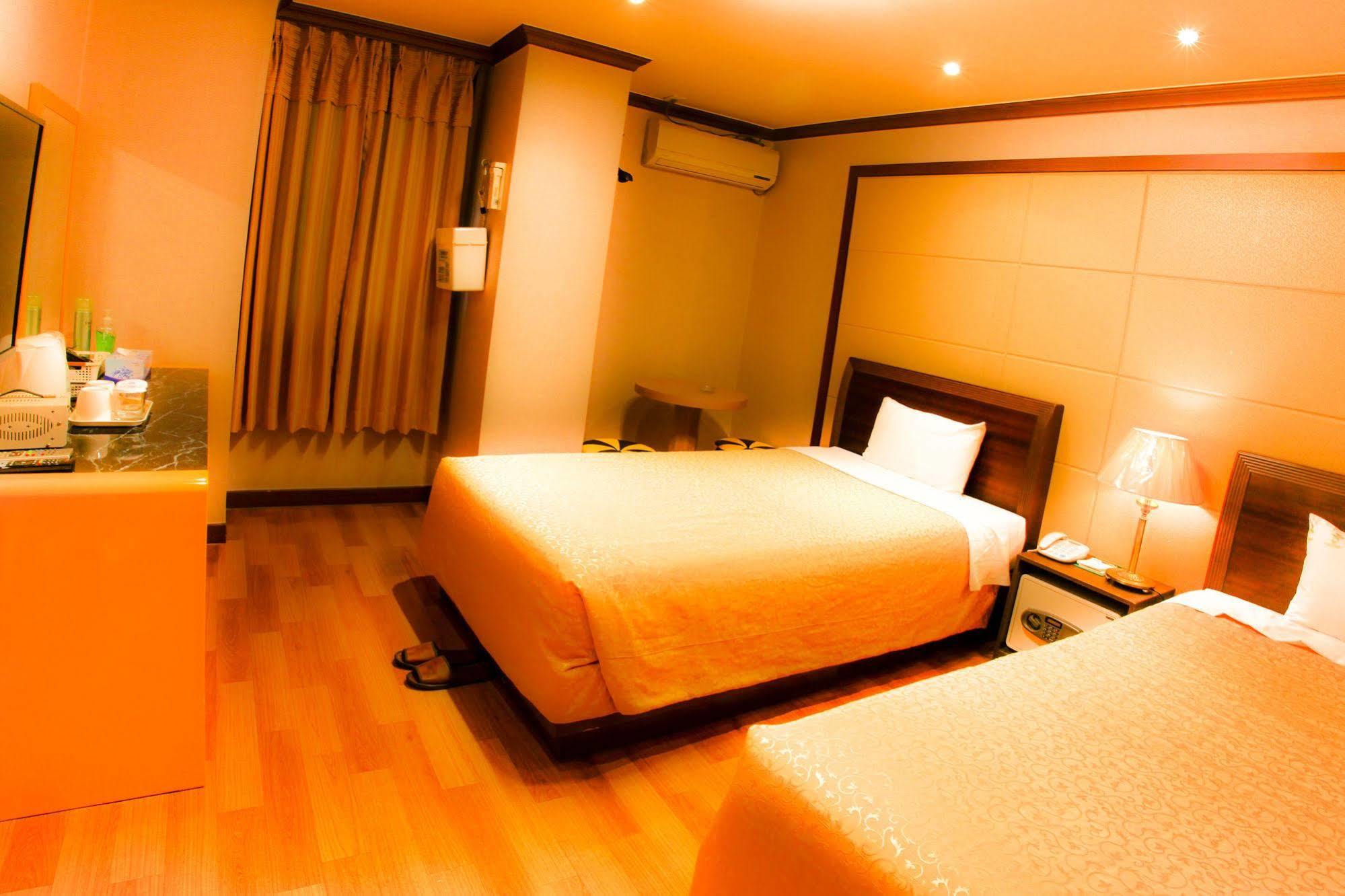 Namdaemun Palace Hotel โซล ภายนอก รูปภาพ