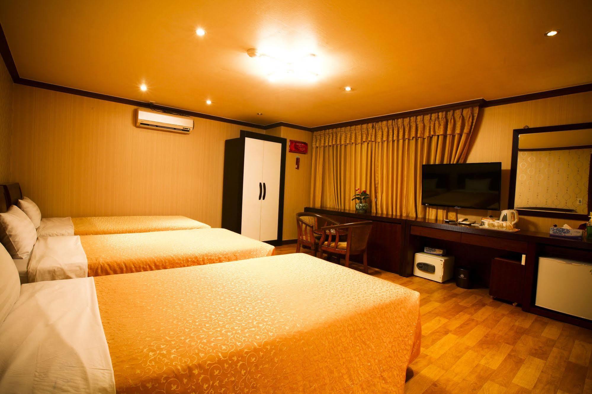 Namdaemun Palace Hotel โซล ภายนอก รูปภาพ